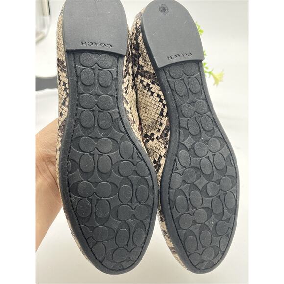 Coach Women's Brown Snakeskin Print Horse & Carriage Round Toe Flats Size 6 - Picture 8 of 12